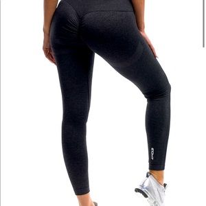 ECHT Arise scrunch leggings - pirate black